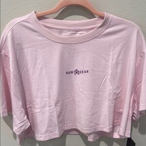 Nwt raw gear boxy crop tee